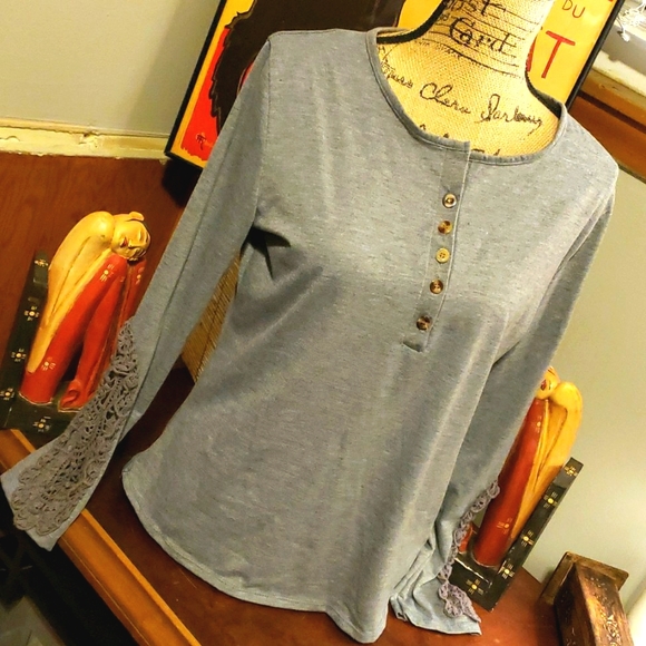 Grey Embroidery Tunic NWOT {XJF•MC}, XL - Picture 3 of 7